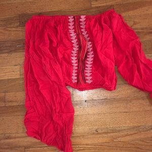 Kendall & Kylie crop top